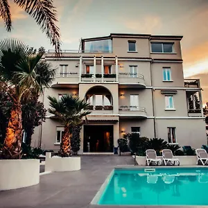 Benaco Hotel Desenzano del Garda